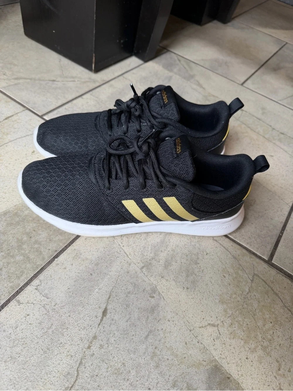 Adidas Cloudfoam Sneakers Black Gold Running Shoes Men’s Size 8 Lightweight